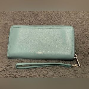 Fossil Large Zip Leather Wallet